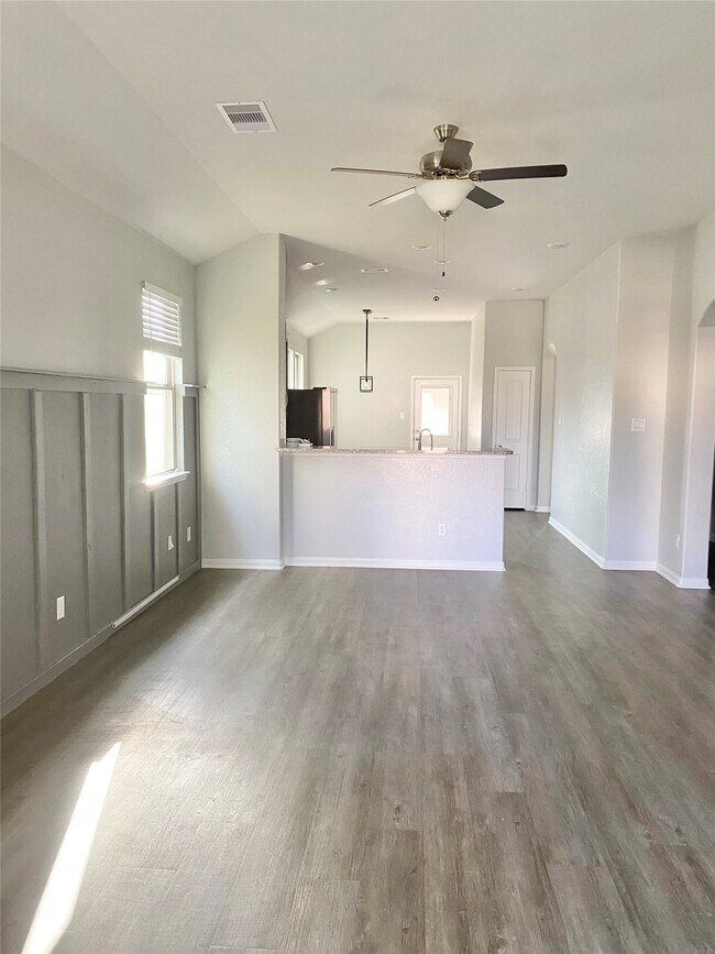 Photo - 14223 Grand Hls Dr