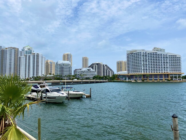 Photo - 999 Brickell Bay Dr Unit 1107