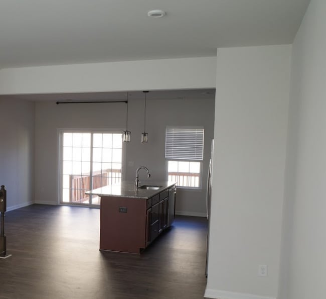 Photo - 107 Brier Summit Pl