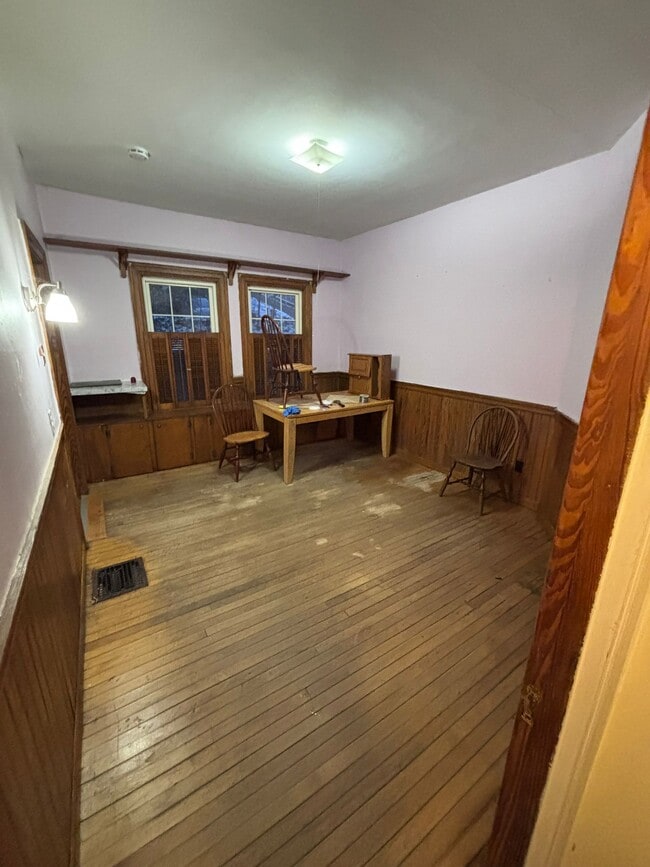 Photo - 9 Urquhart St