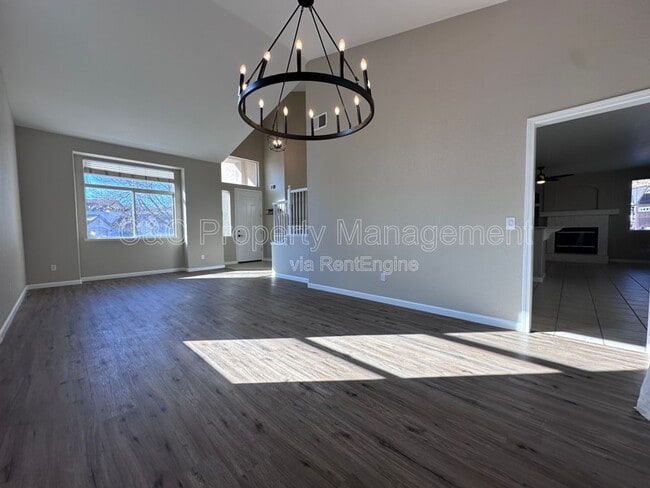 Photo - 200 Eastbrook Way