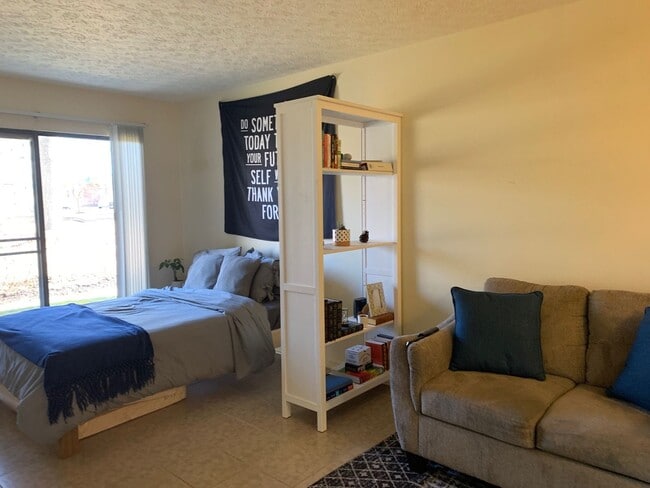 Photo - 1402 University City Blvd