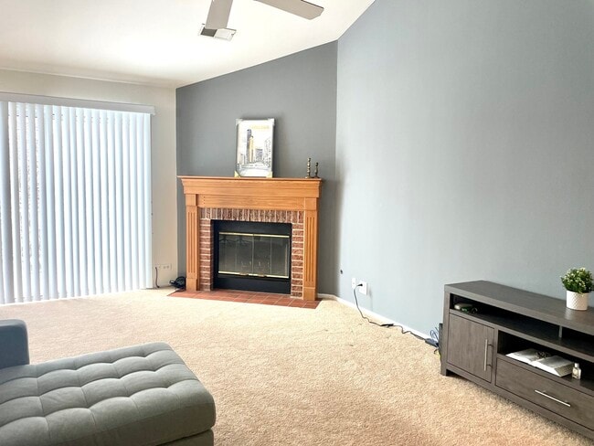 Photo - 20 Ashburn Ct Unit W2