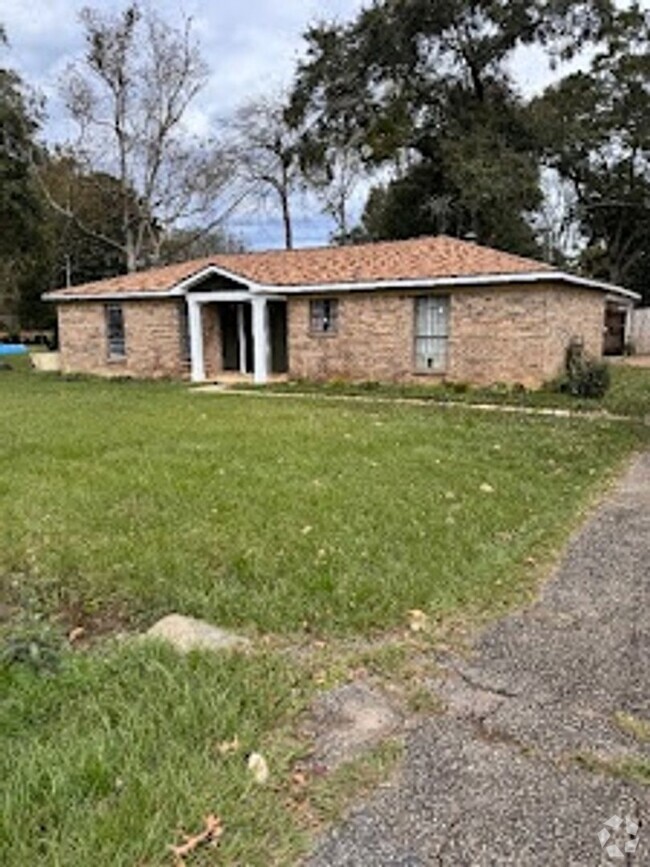 Building Photo - Charming 3BR House in Mobile