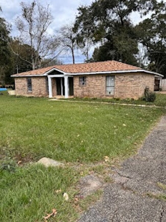 Charming 3BR House in Mobile - Charming 3BR House in Mobile