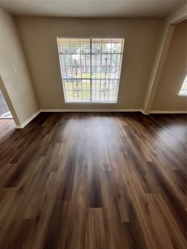 Photo - 7731 Melanie St