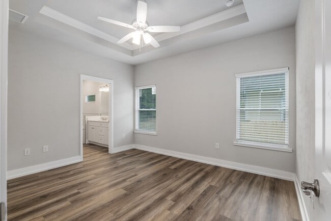 Photo - Charming 3-Bed, 2-Bath Home with Fenced Ya...