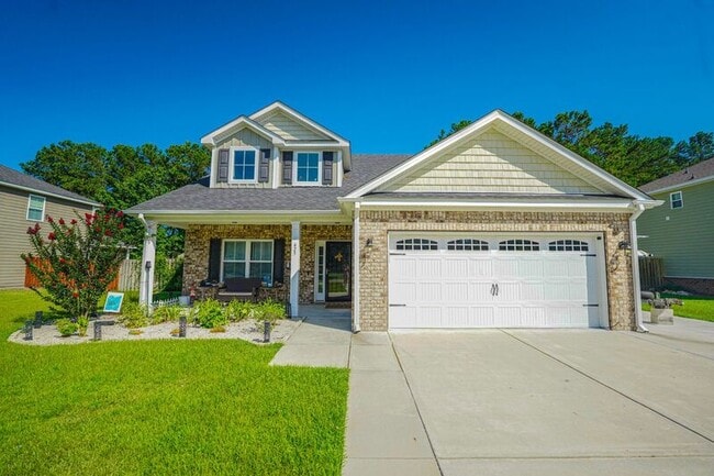 Photo - 425 Wicklow Dr