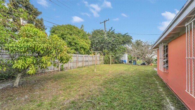 Photo - 265 NW 188th St