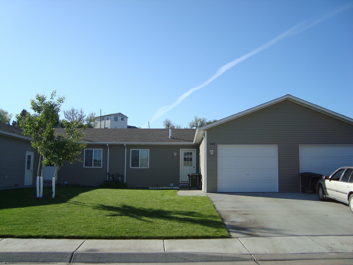 Photo - 1220 White Water Ave Townhome