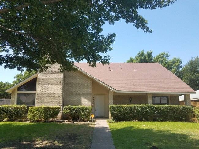 Photo - 3406 Graybar Dr House