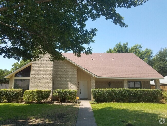 Building Photo - 3406 Graybar Dr Rental