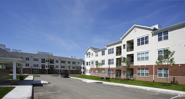 Building Photo - Camelot at Marlboro Rental