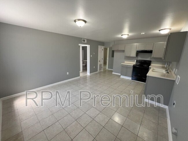 Photo - 5149 Baker Blvd Unit A