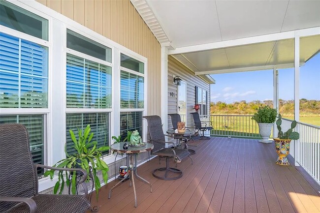 Photo - 401 Hatchineha Rd