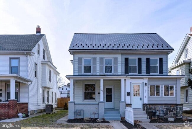 Building Photo - 3216 Green St Rental