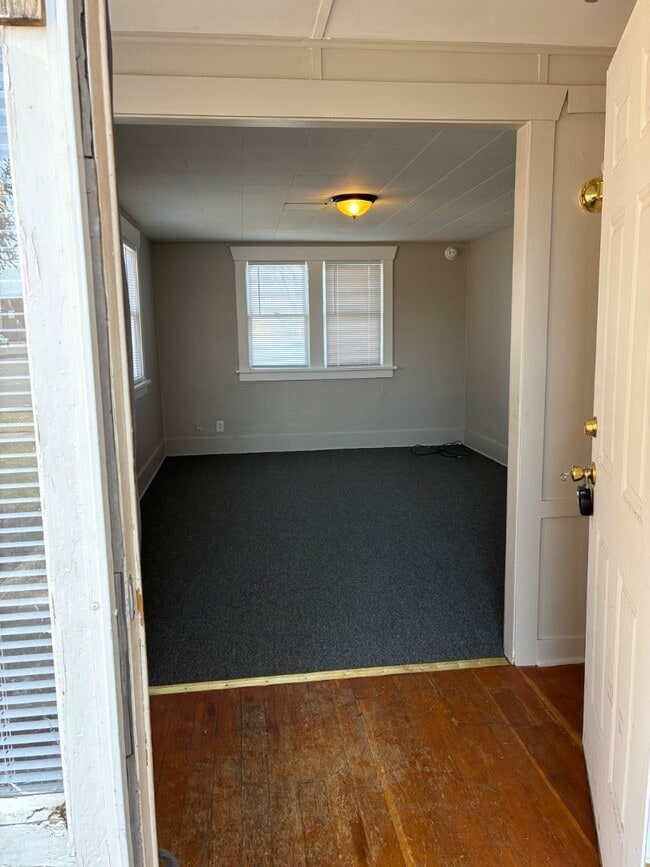 Photo - 1311 Hansen Ave