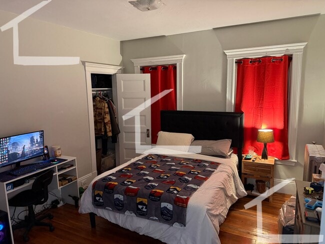 Photo - Allston 4.5Bed/2Bath Available 9/1! Heat and Hot Water Included!