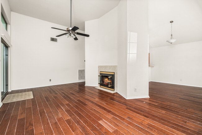 Photo - 5314 Lake Golden Dr