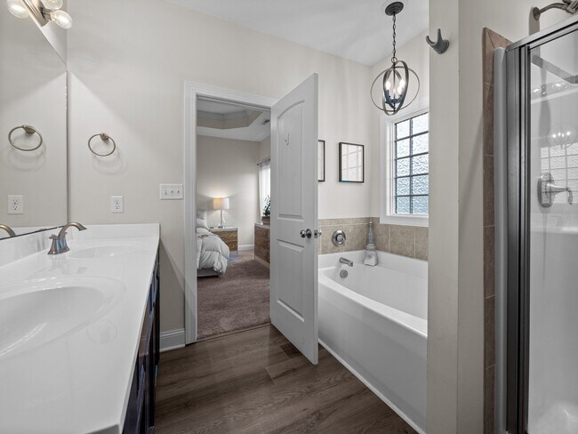 Photo - 239 Sailor St