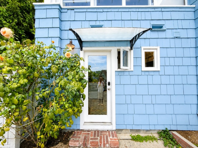 Building Photo - 2855 Rainier Ave S Unit ADU