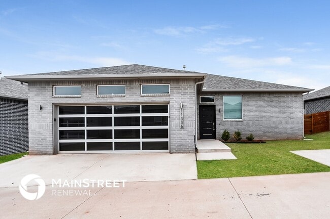 Building Photo - 11336 Paradise In Dr