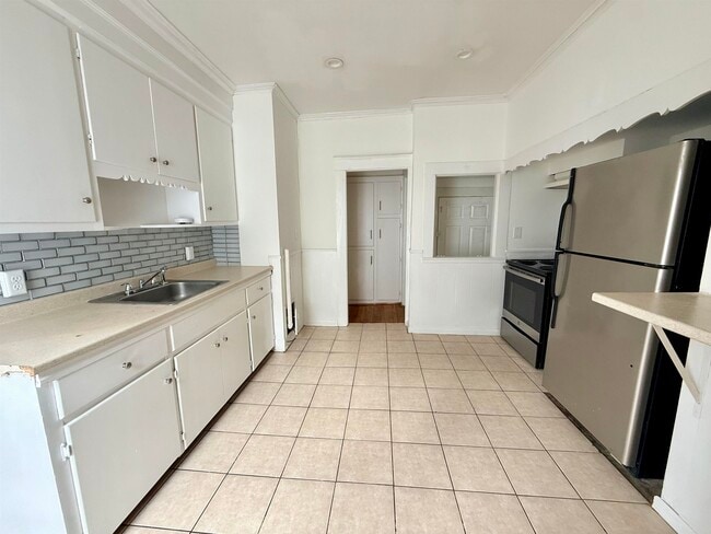 Photo - 28 Brook St Unit 2