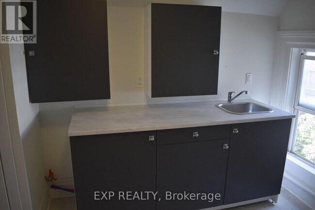 Photo - 14 Halliday St