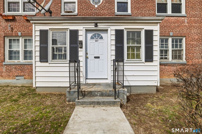 Building Photo - 957 William St Unit APT B