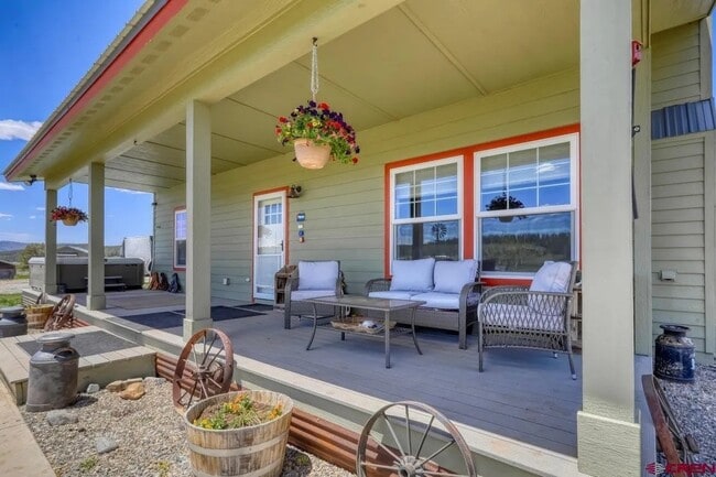 Photo - 420 Ponderosa Dr