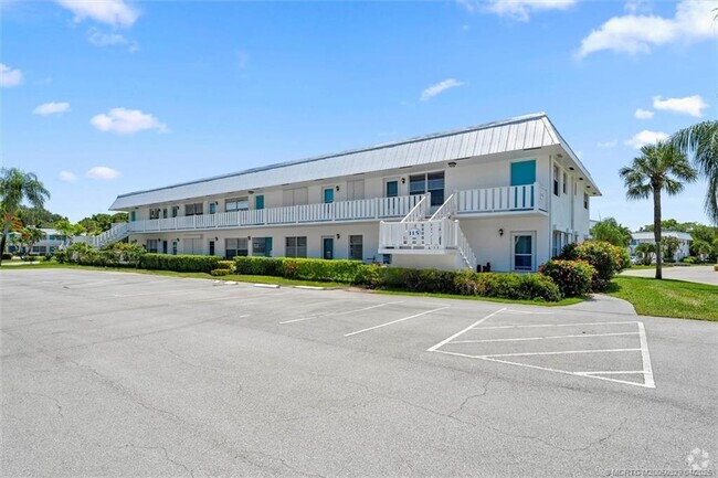 Building Photo - 2929 SE Ocean Blvd Unit 115-6 Rental
