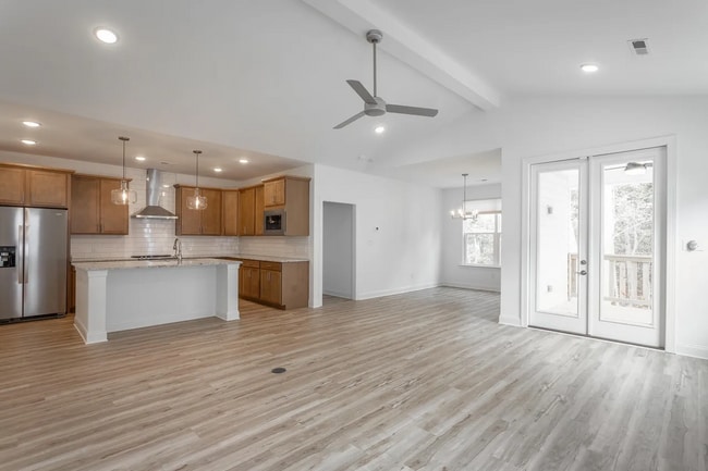 Photo - 6414 Satjanon Dr