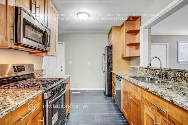 Photo - 2407 Cresta Dr