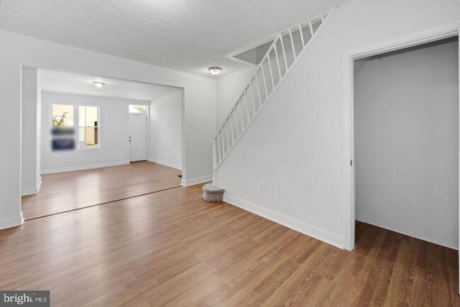 Photo - 1606 N Washington St Townhome