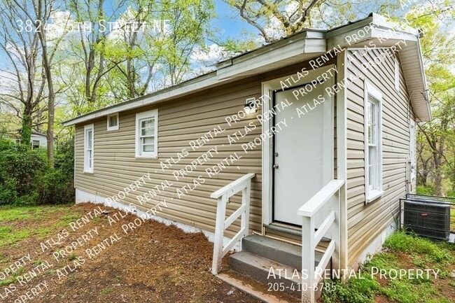 Photo - 3824 15th St NE