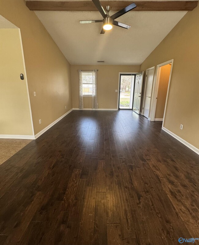 Photo - 206 Peabody Rd