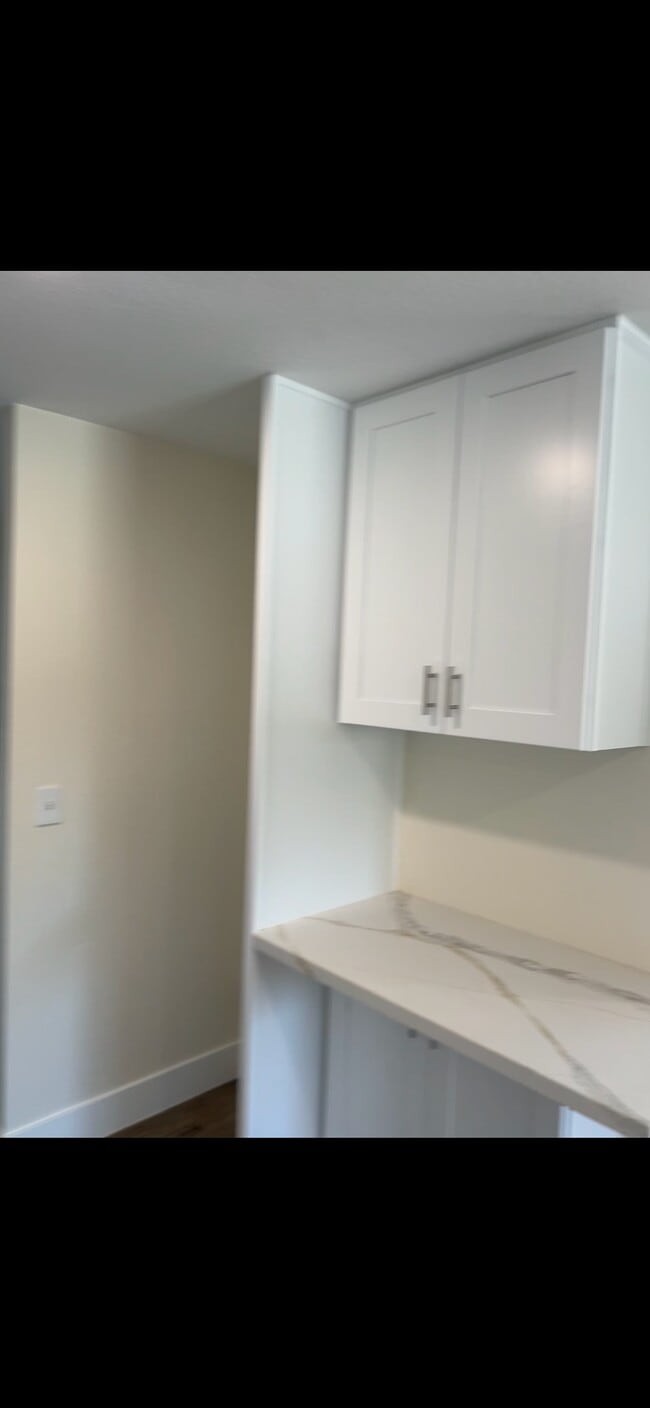 101 W Olive Ave