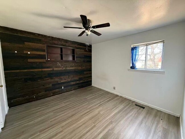 Photo - 1607 S Mack Smith Rd