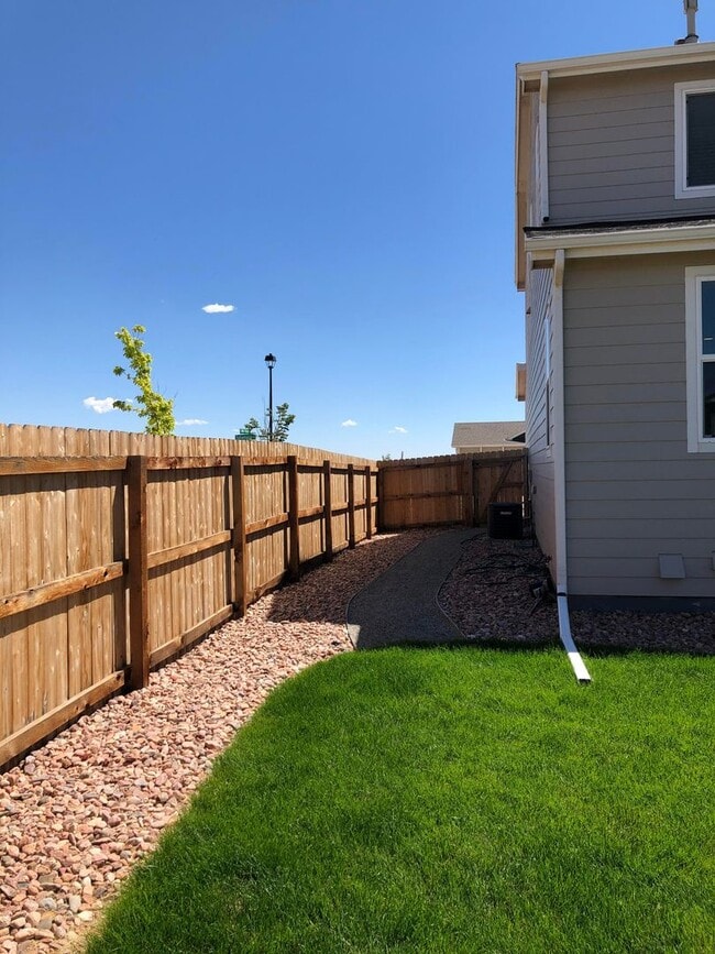 Photo - 6996 Tullamore Dr