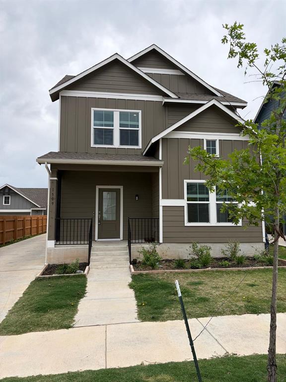 Photo - 1509 Weatherford Ln