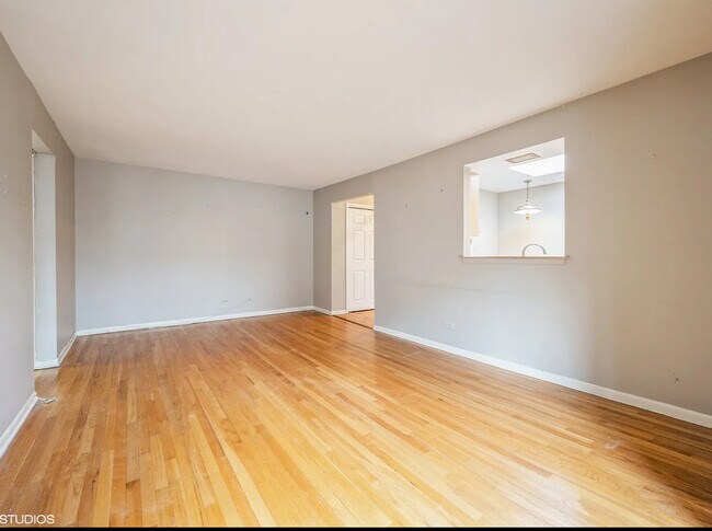 Photo - 2336 N Commonwealth Ave Unit 406