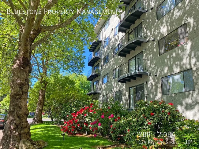 Building Photo - 124 NW 7th St Unit 104