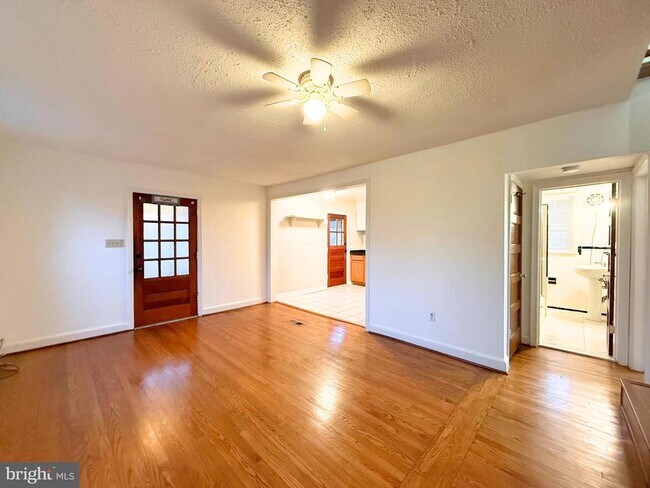 Photo - 1113 Agnew Dr