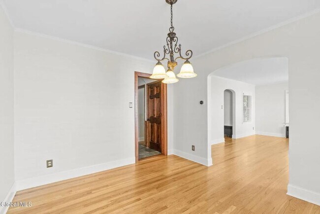 Photo - 4 Berncliff Ave House