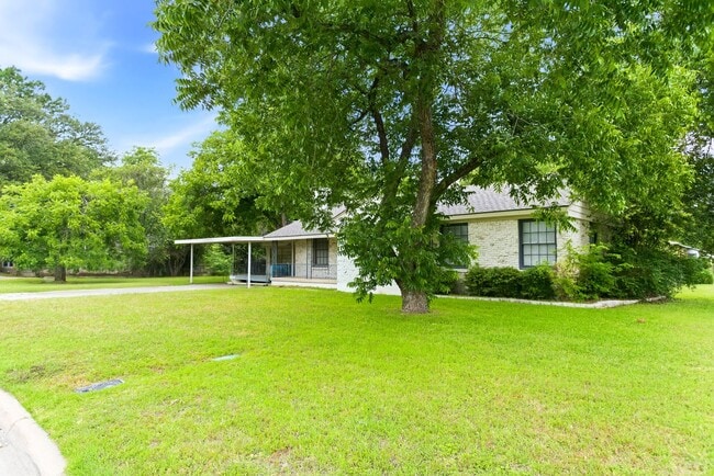 Photo - 3500 Corto Ave
