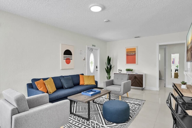 Photo - 6452 Custer St Unidad ID1372341P