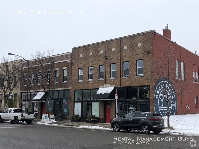 Building Photo - Beautifully Rehabbed 1 Bedroom Apartment Unit 3