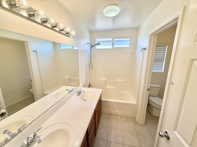 Photo - 37945 Encanto Rd