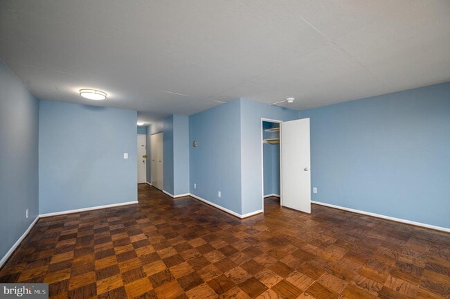 Photo - 1330 New Hampshire Ave NW Unit 902