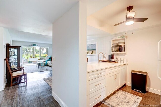 Photo - 5563 NE Gulfstream Way